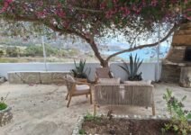 Seating area2